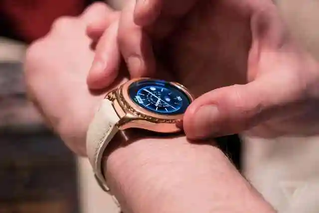 买得起吗？三星Gear S2发白金版和黄金版