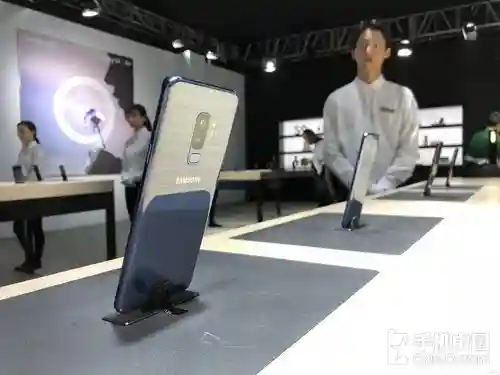 三星S9与三星S9+ 一大一小谁更值得买