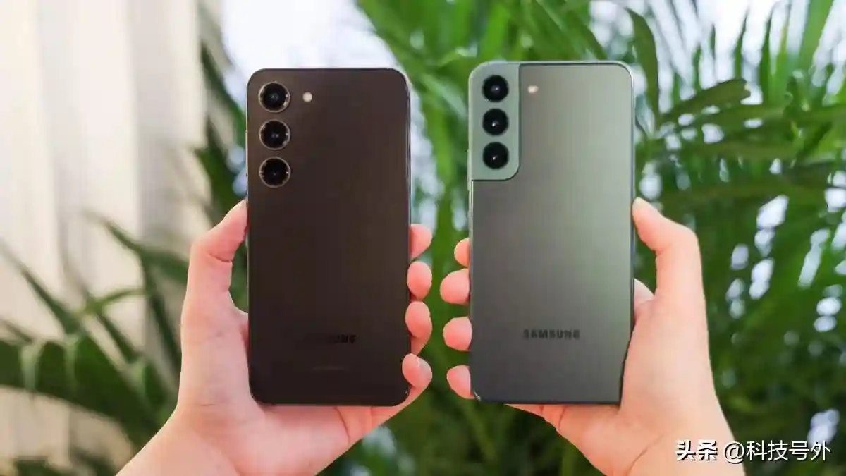 Galaxy S23 与 Galaxy S22电池寿命对比：得到大幅提升