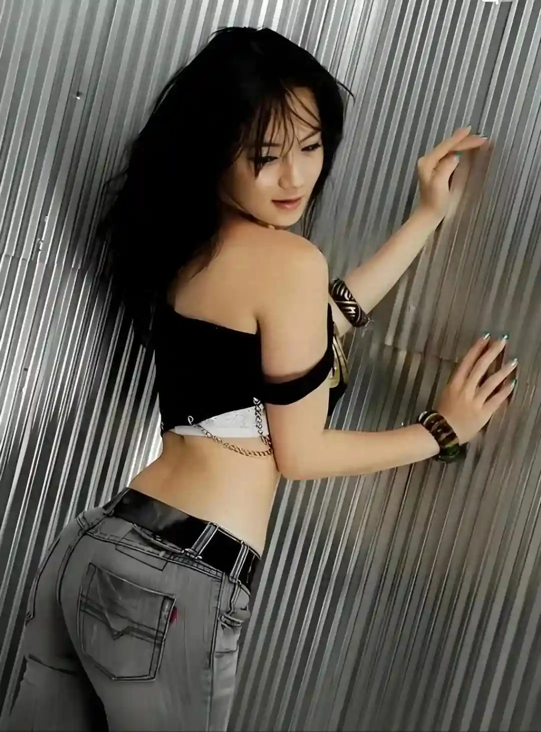 韩国演员、车模林智慧：从“S女王”到多栖艺人的华丽转身