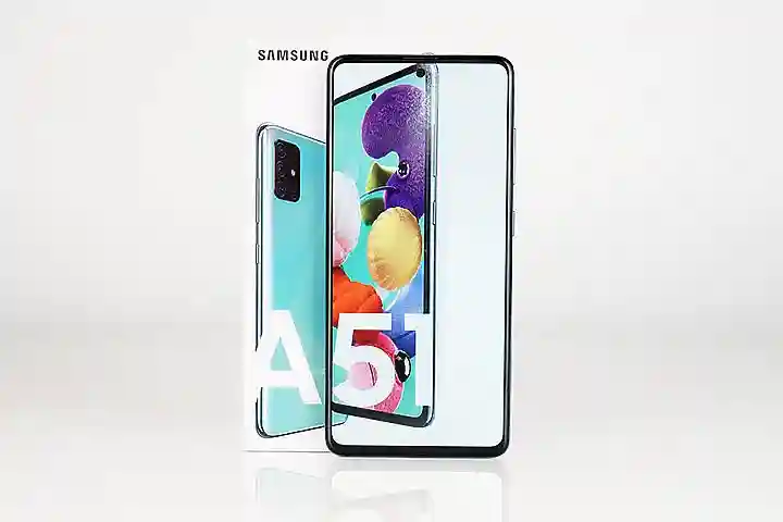 不输旗舰机的屏占比 中端机三星Galaxy A51评测