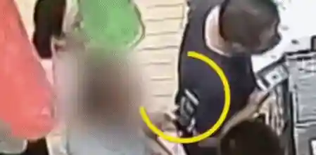 付款码买单时做这个动作，连警察蜀黍都被盗走999元