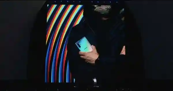 除了三星Note10系列外 会上三星还发布了这些产品