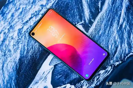 三星Galaxy A8s台湾上市 售价14990新台币