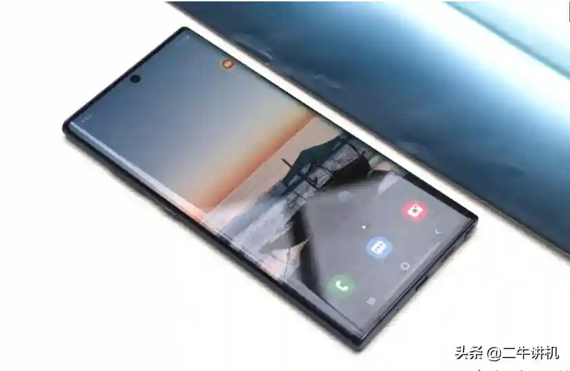 新款发布却依旧坚挺，三星Galaxy Note 10+横评
