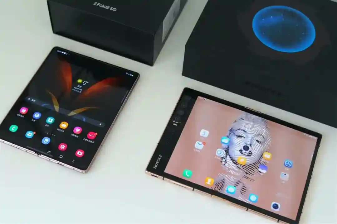 折叠屏手机Galaxy Fold2与FlexPai 2横评