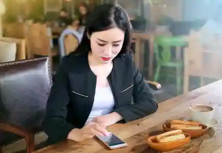 恢复出厂设置有什么用？修手机老板告诉你答案，难怪手机会变流畅